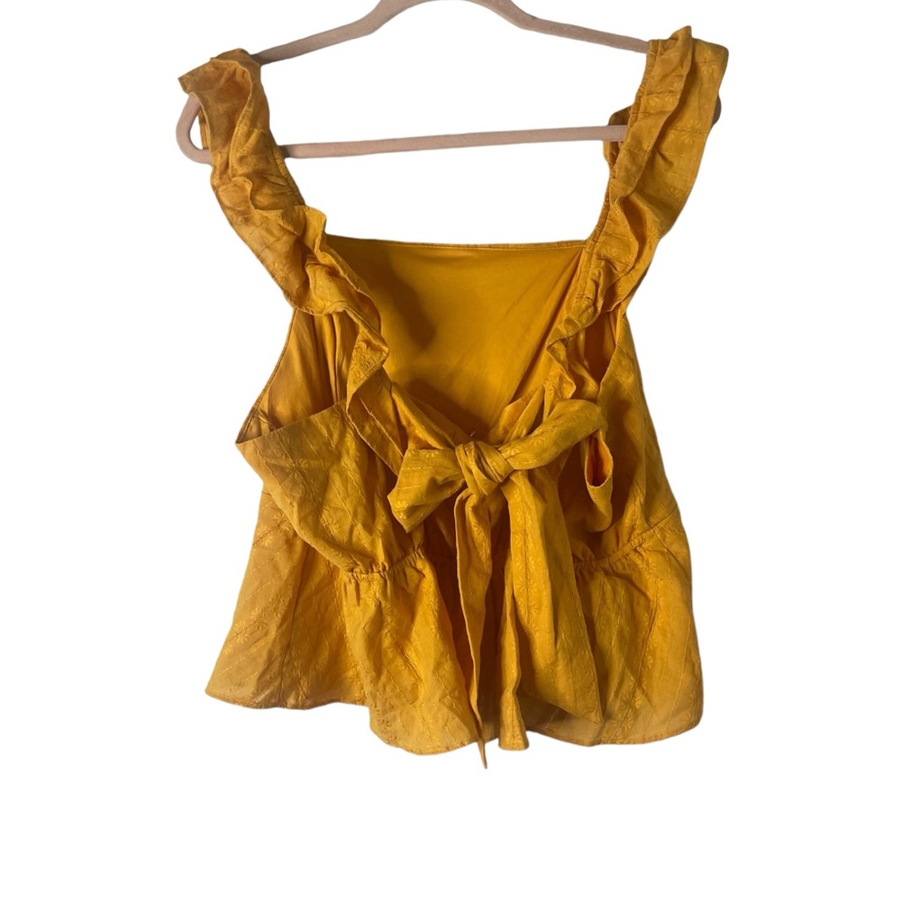 NWOT House of Harlow 1960 gorgeous blouse size medium
